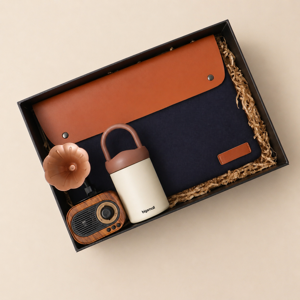 CGH48- Vintage Workday Hamper
