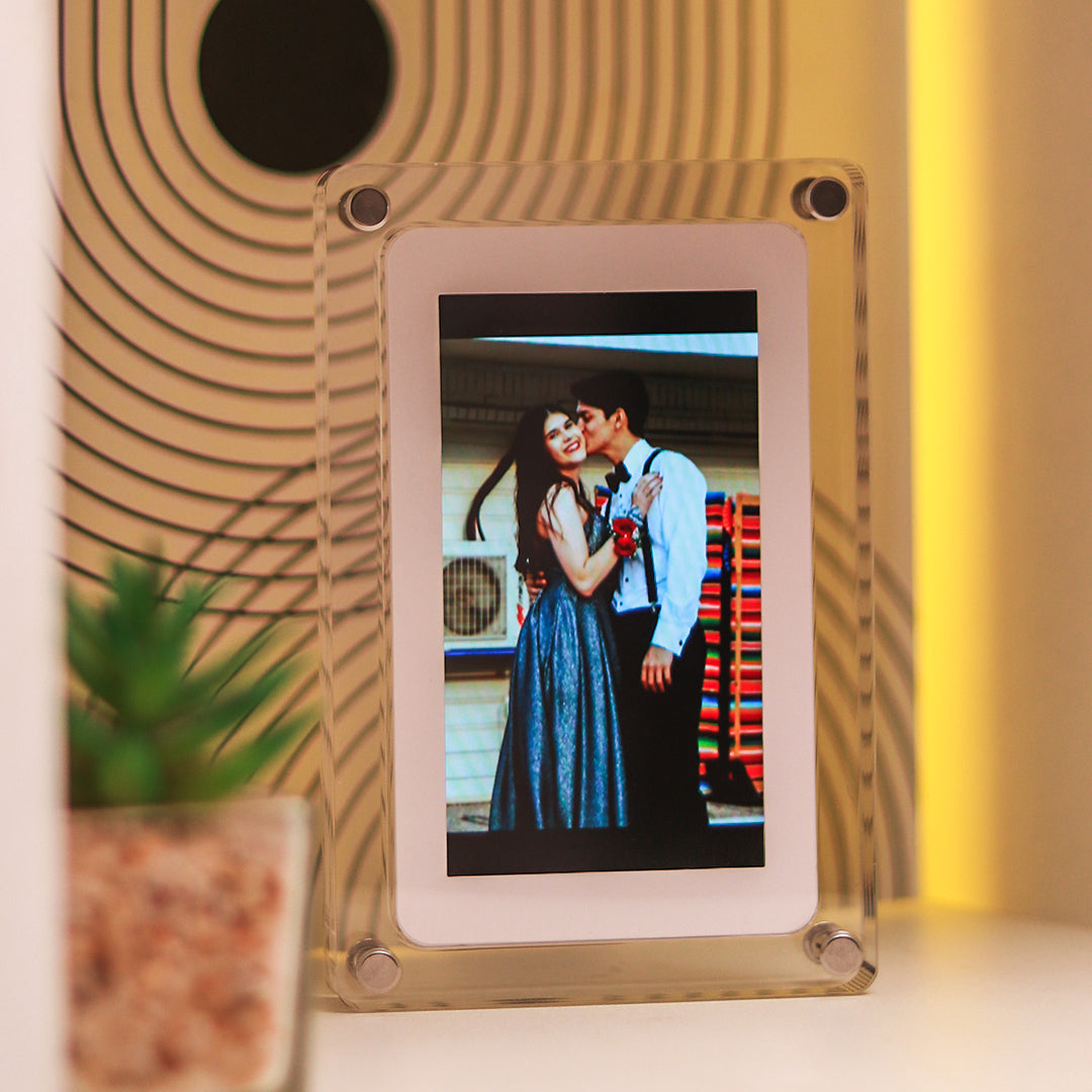 OG10- Digital Photo & Video Frame