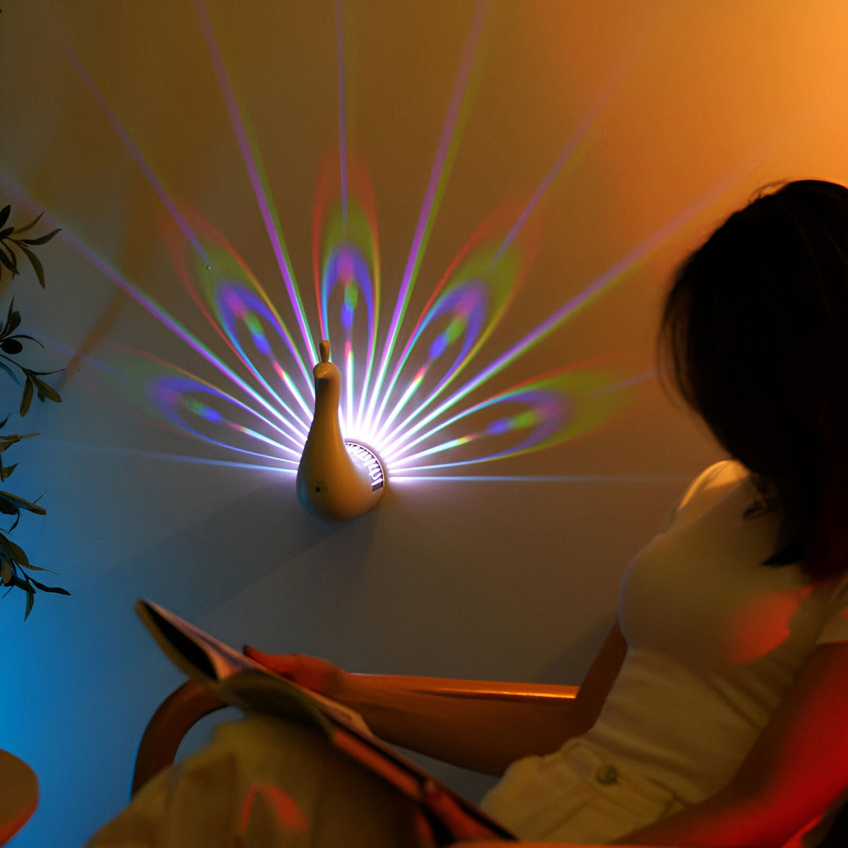 OG45- Luma Peacock LED Wall Lamp