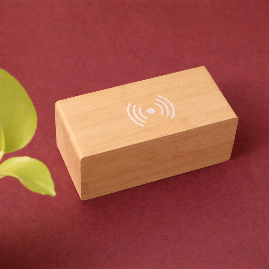 ED59- Wooden Digital Alarm Clock with Wireless Charging
