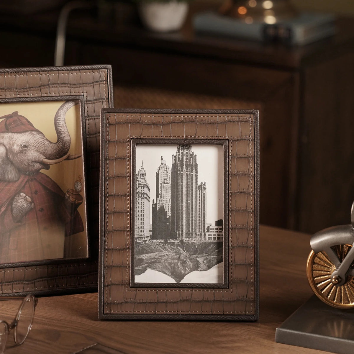 CD11- Pure Home Leather Photo Frame