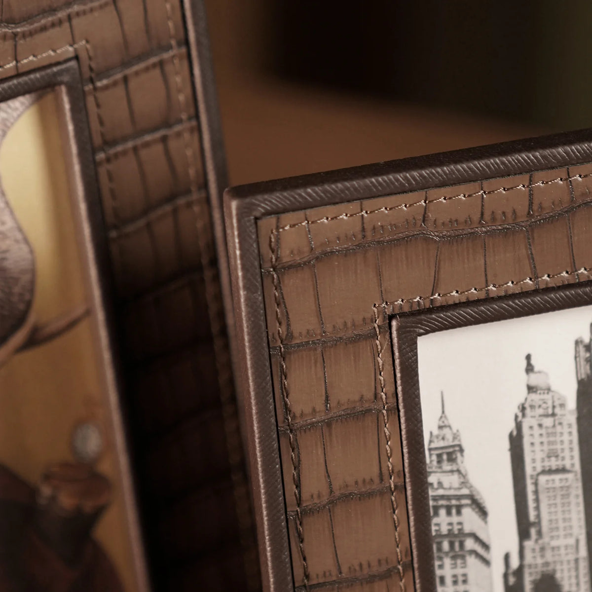 CD11- Pure Home Leather Photo Frame