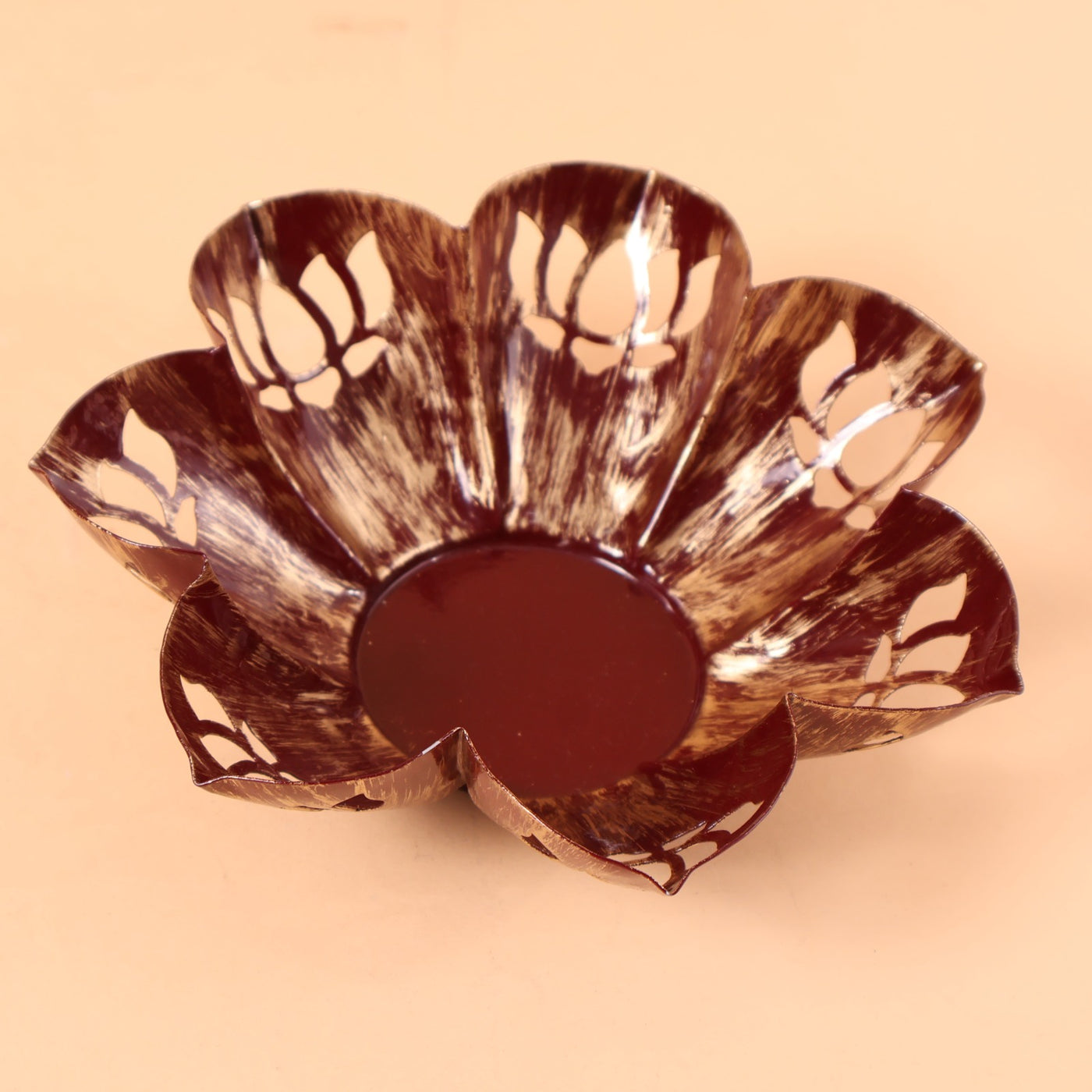 CD312 - Lotus Cutwork Decorative Bowl