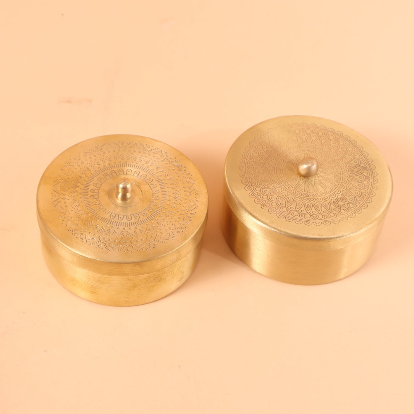 CD317 - Round Brass Box Set of 2 with Gift Box image 1