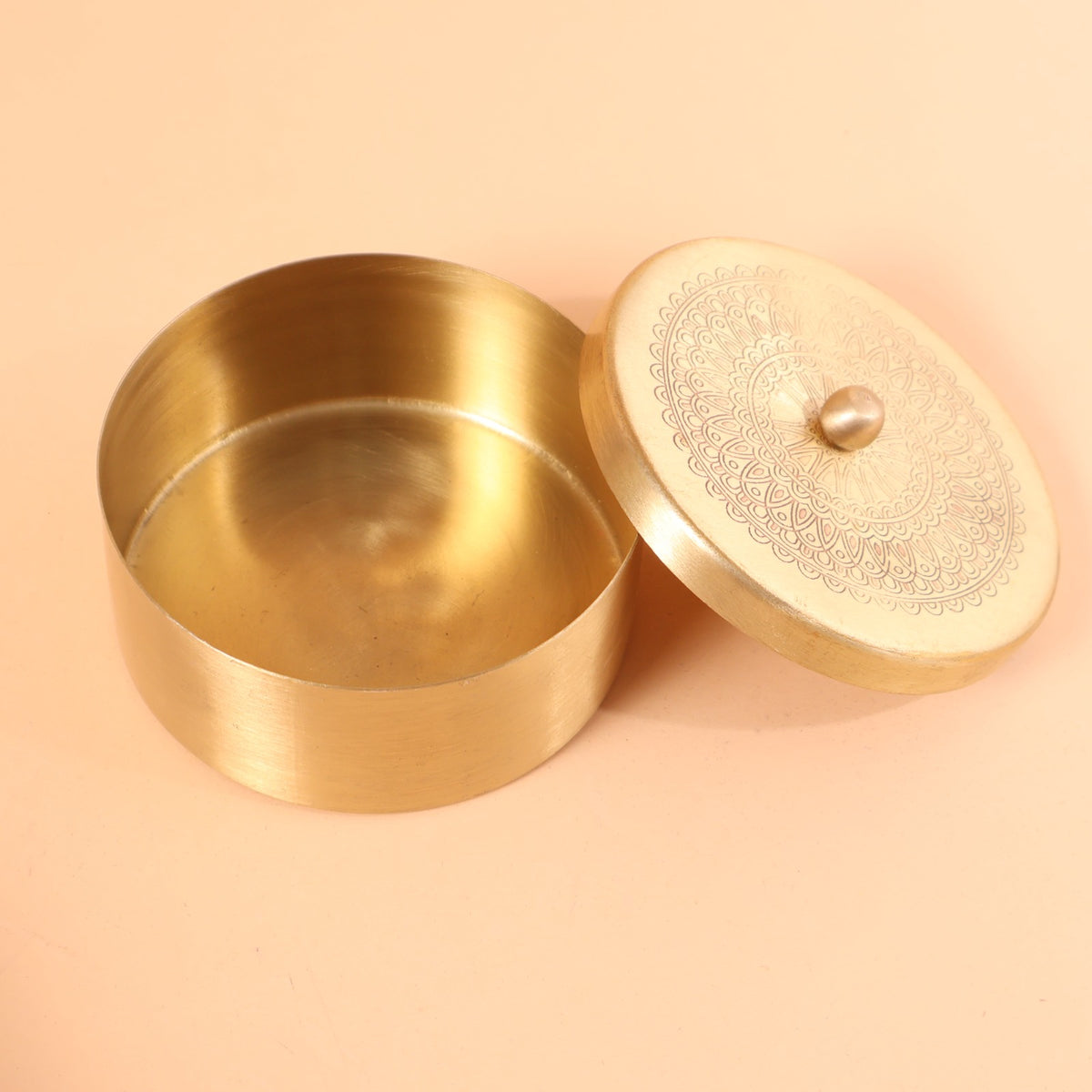 CD317 - Round Brass Box Set of 2 with Gift Box image 2