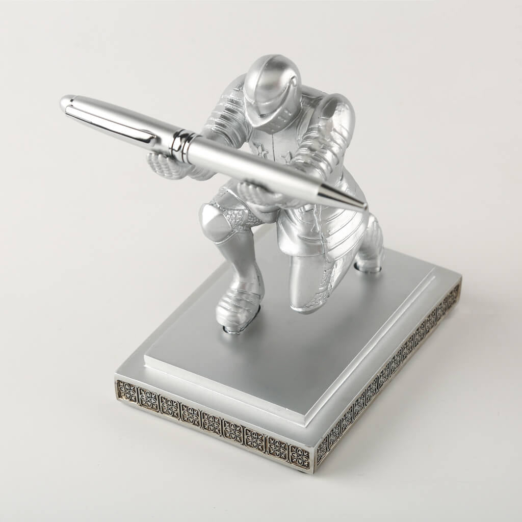 OG26- Knight Pen Holder