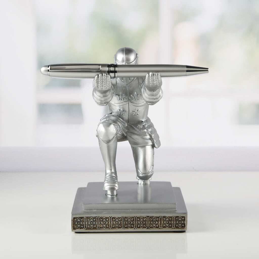 OG26- Knight Pen Holder