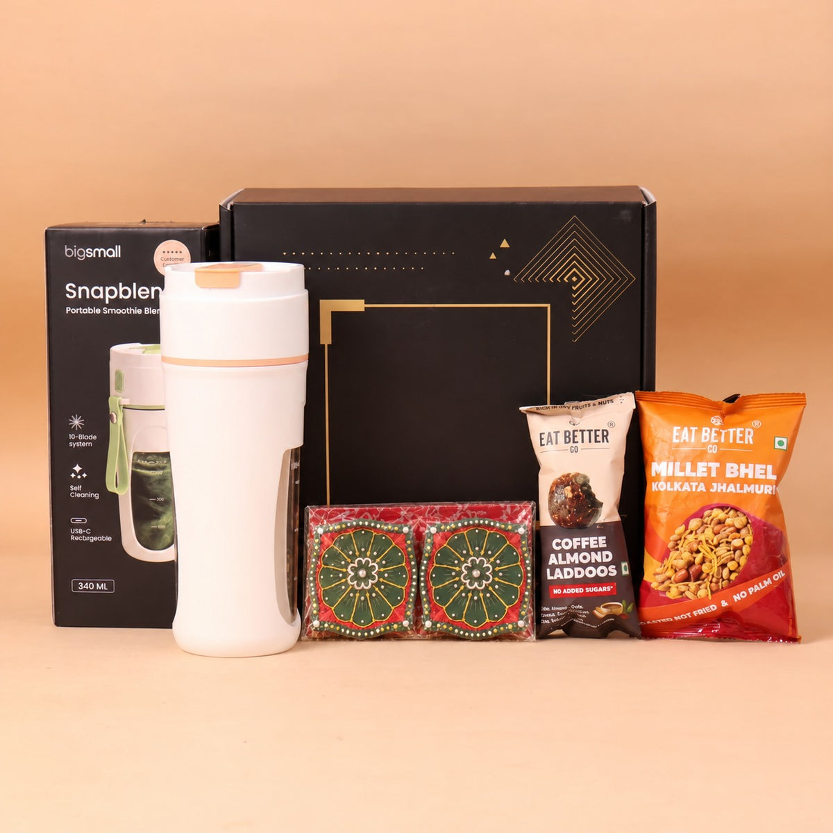DH366- Blend & Snack Hamper
