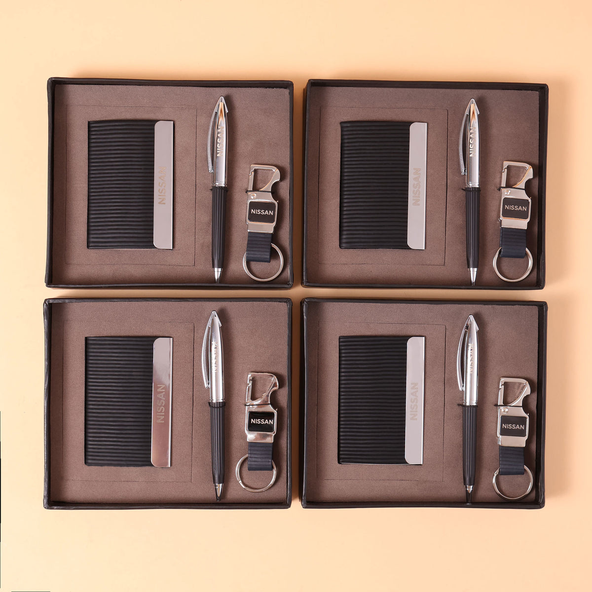 EJK25- Emirates 3-IN-1 Gift Set | Card Holder | Pen | Keychain