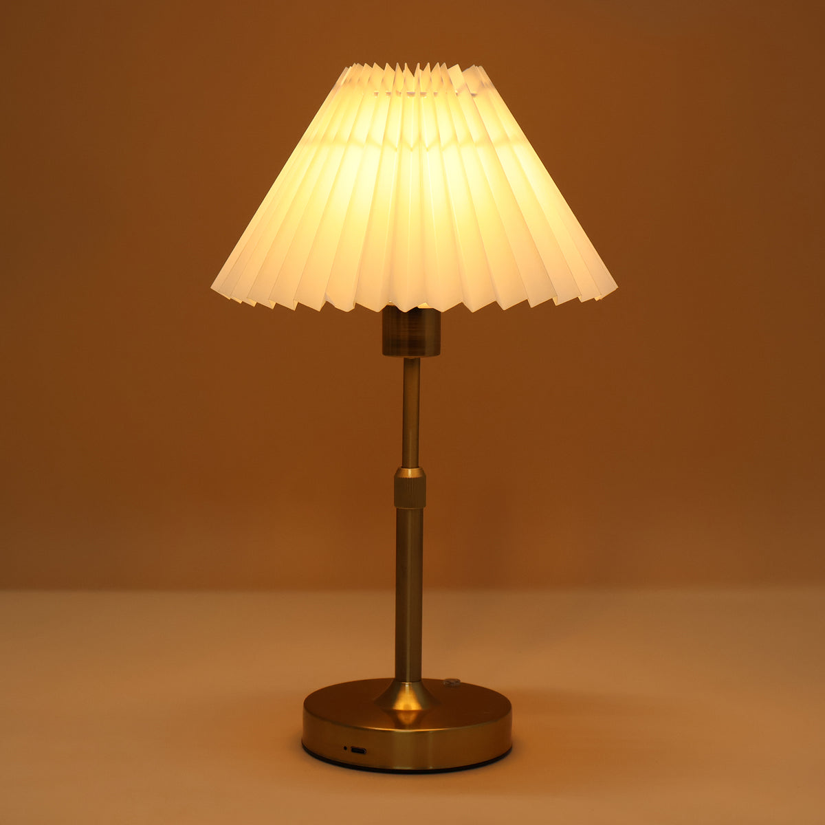 ED173- Desk Gold Table Lamp