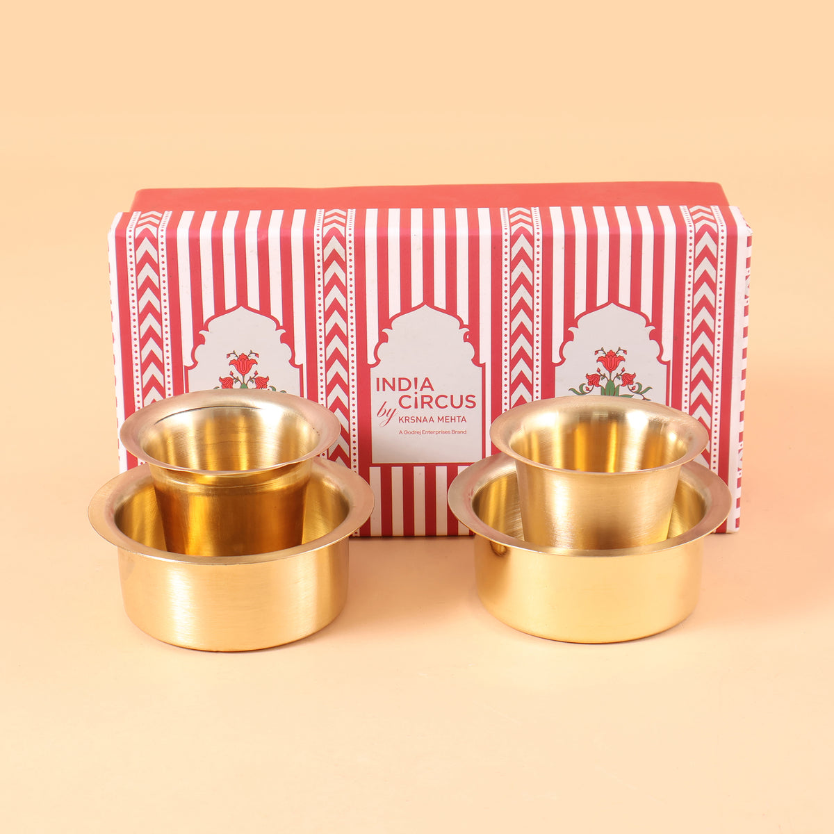 CD276 - Brass Serveware Set of 4