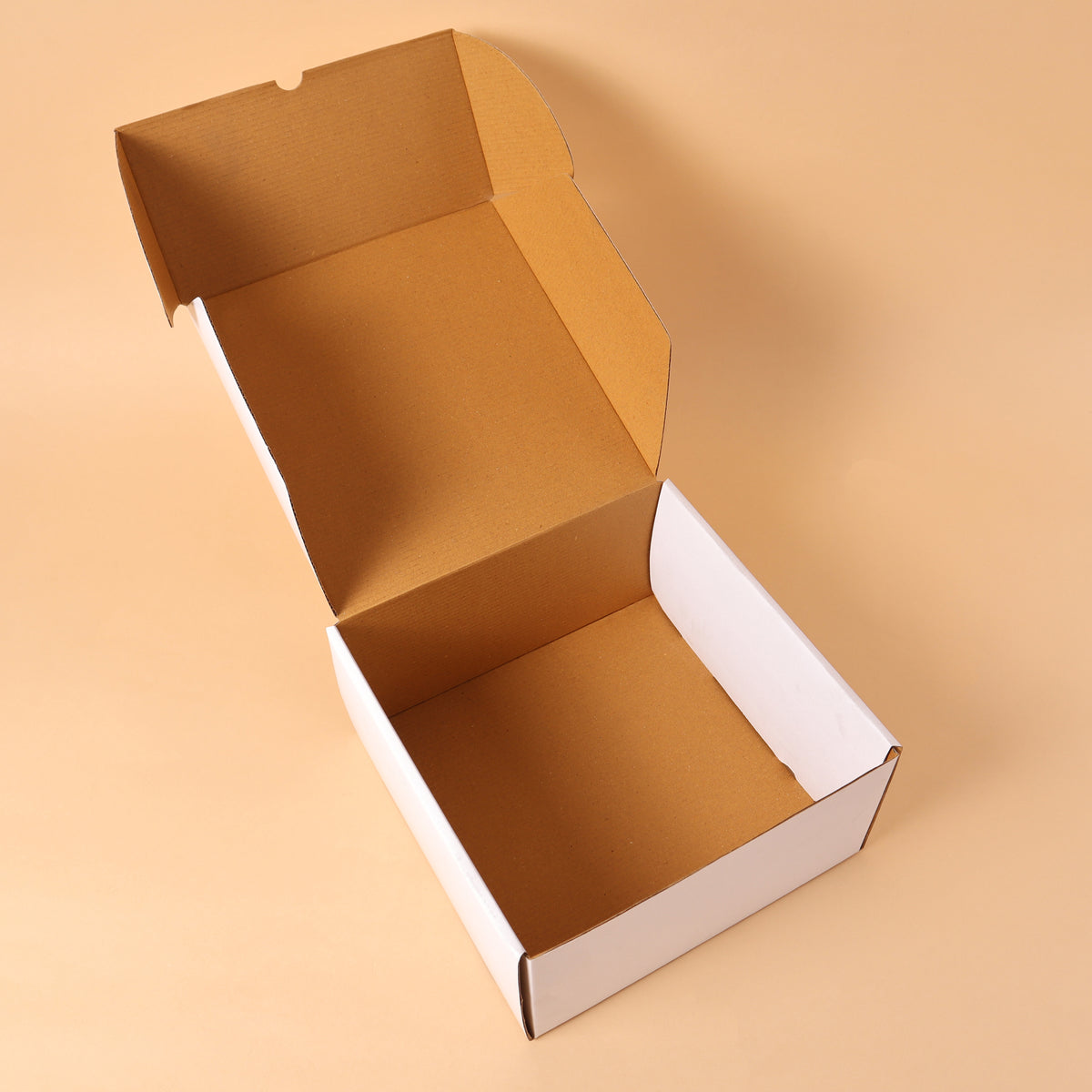 PB06- Corrugated Front Tuck-In Box
