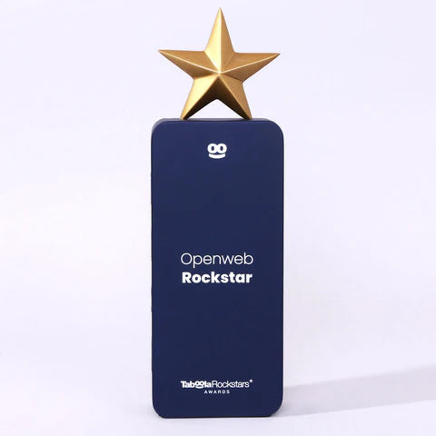 BSTM11- Gold Star Momento