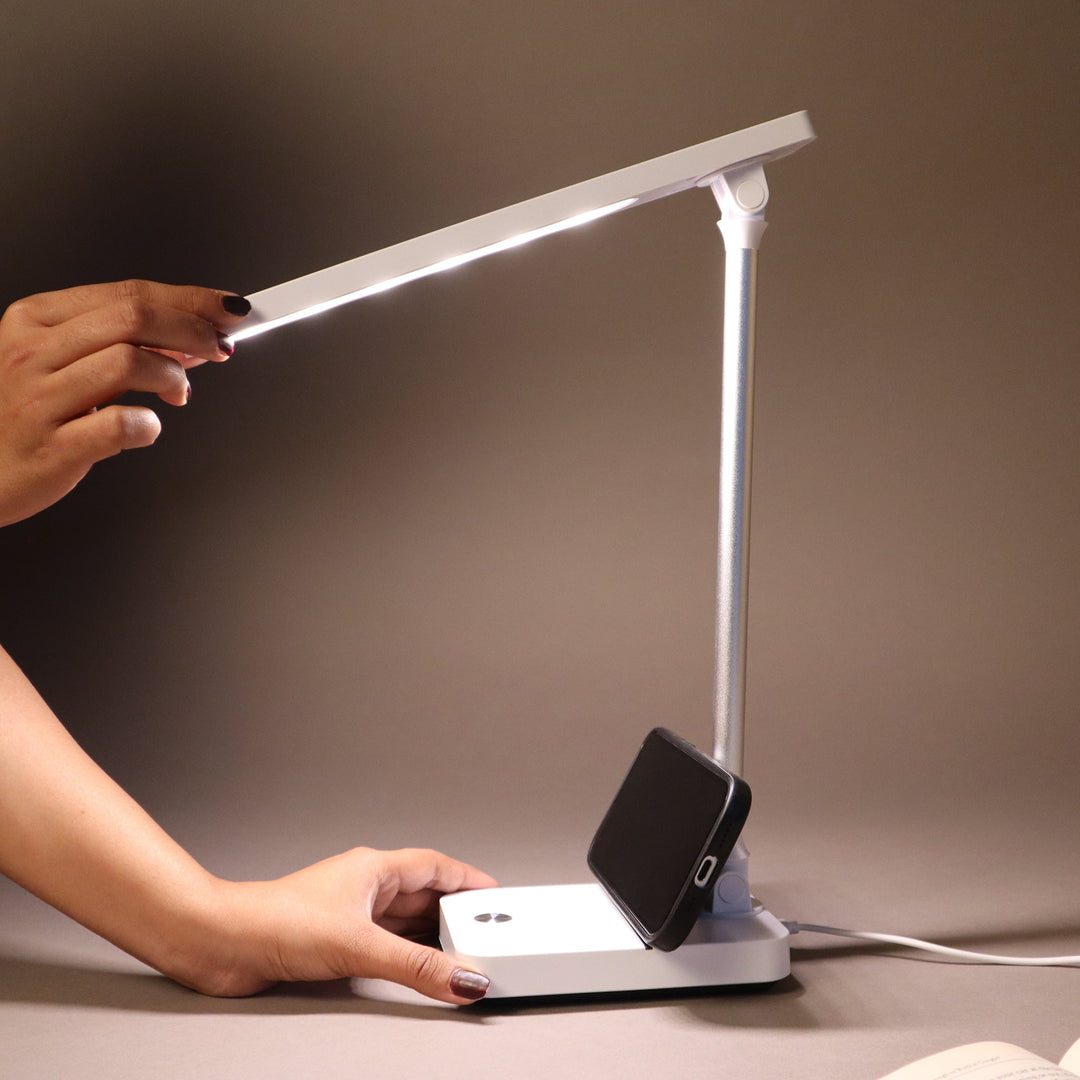 ED160- Foldable Desk Lamp