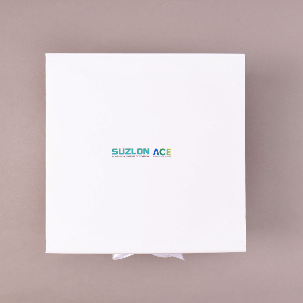 CGH86- Suzlon Corporate Hamper