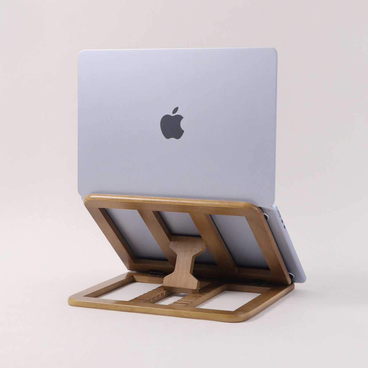 STD06- Tiltory Wooden Laptop Stand