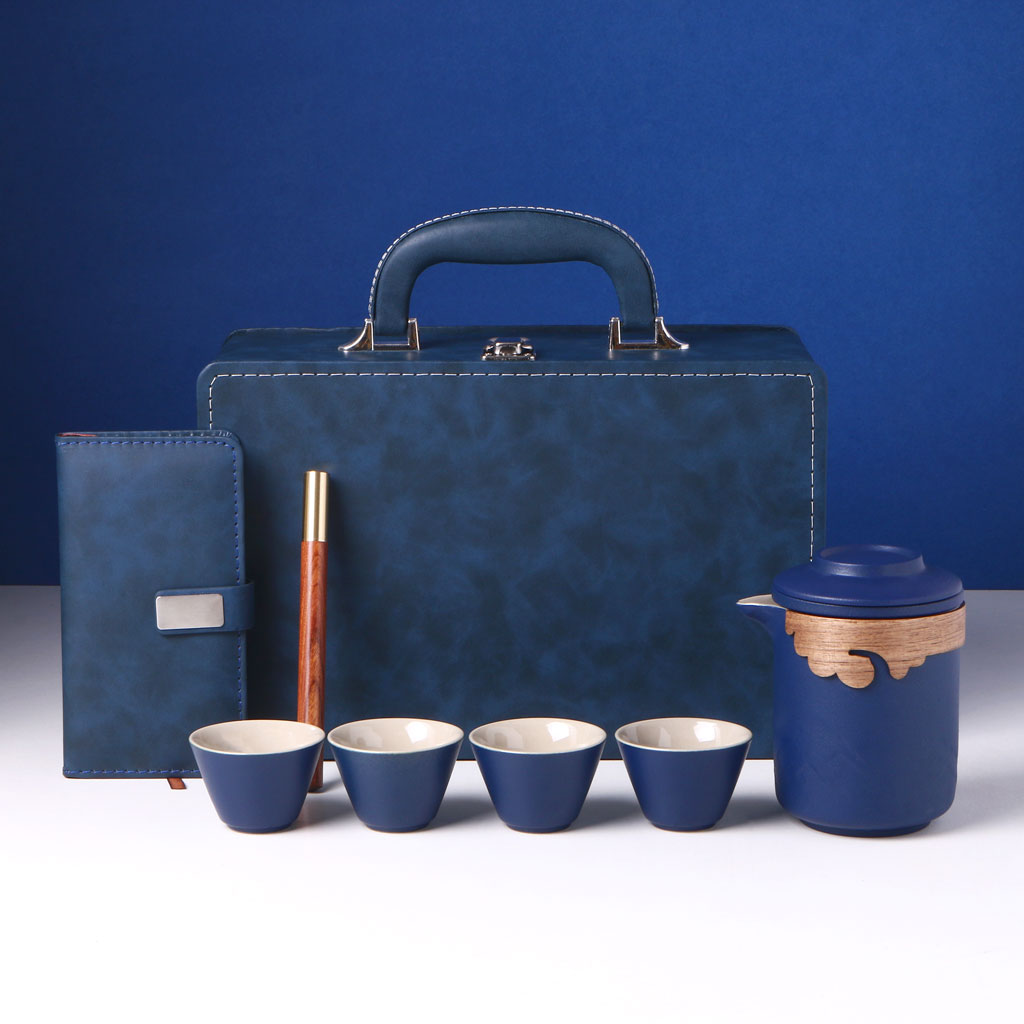 OG09- Executive Pour Set