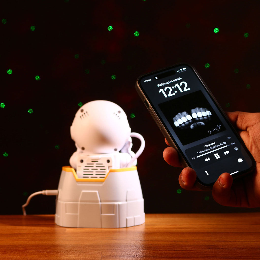 OG34- Astronaut Galaxy Speaker