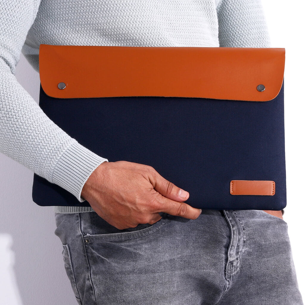 BSB21- Leather & Canvas Laptop Sleeve