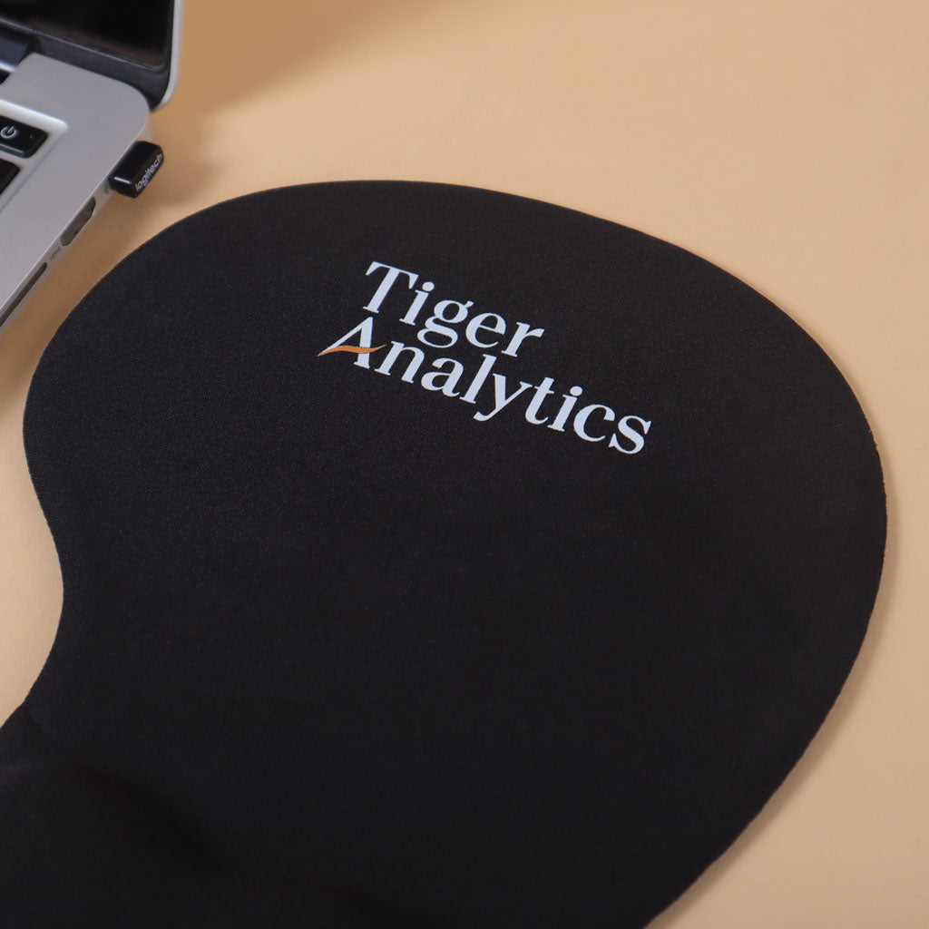 OE21- Tiger Analytics Mouse Pad