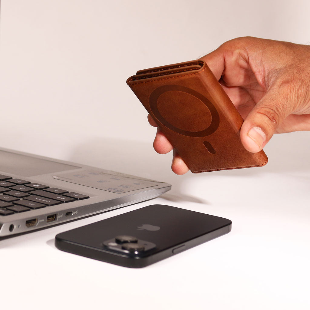 MagSafe Double Flip Card Holder