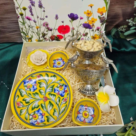 DH124- Diwali Goodies Hamper
