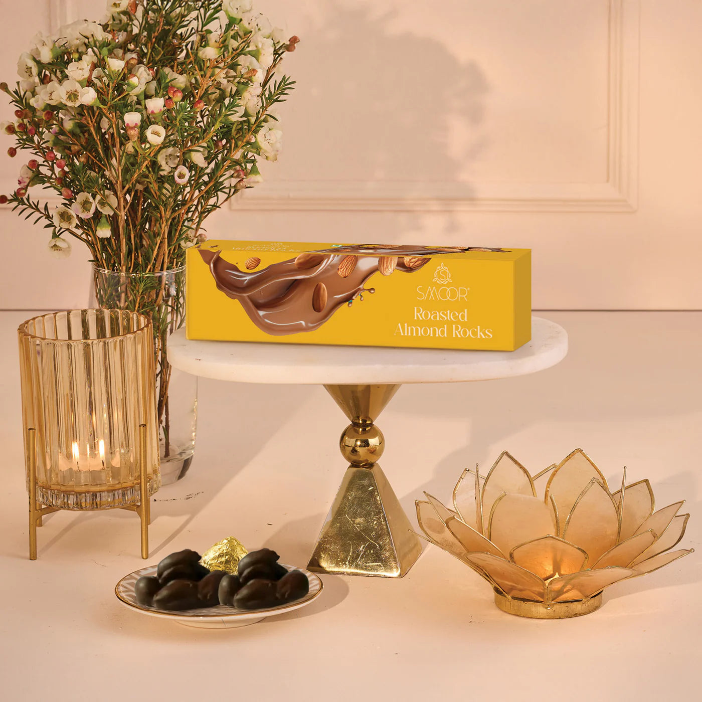 BSE85- Smoor Roasted Almond Rocks Chocolate