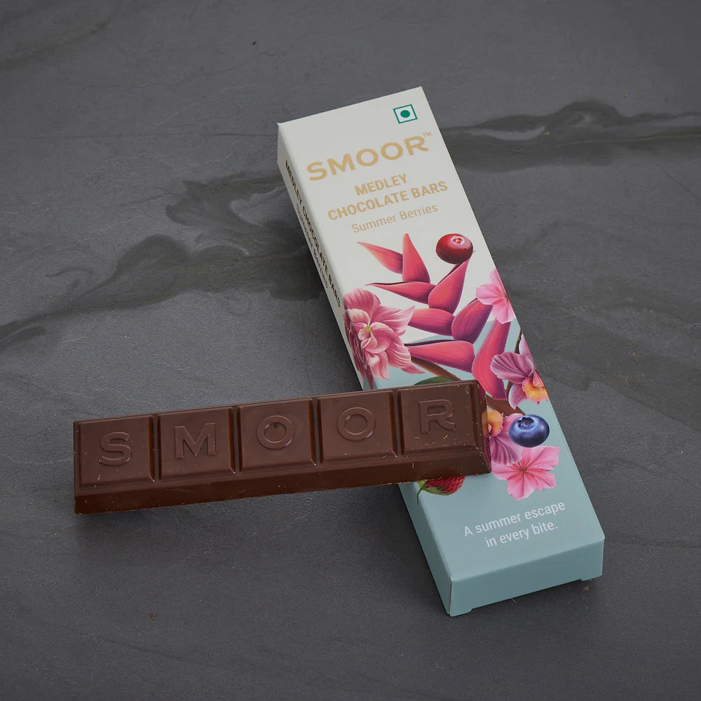 BSE86- Smoor Medley Chocolate Bars Summer Berries Chocolate