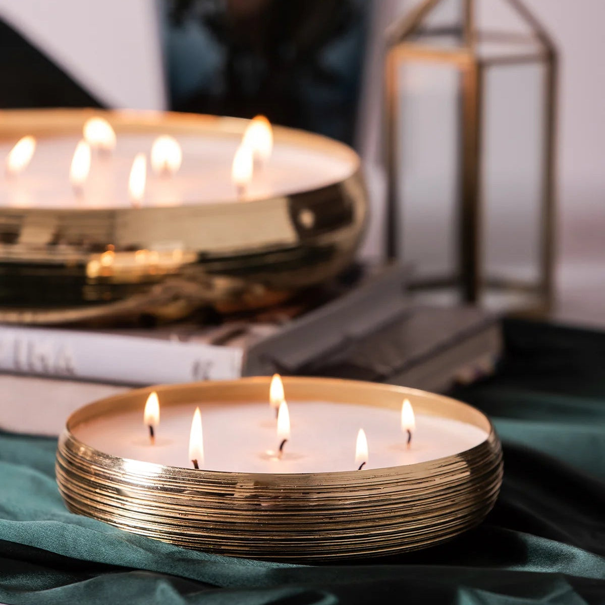 CD325- Doft Jali Tray Candle Gold Oud Rose