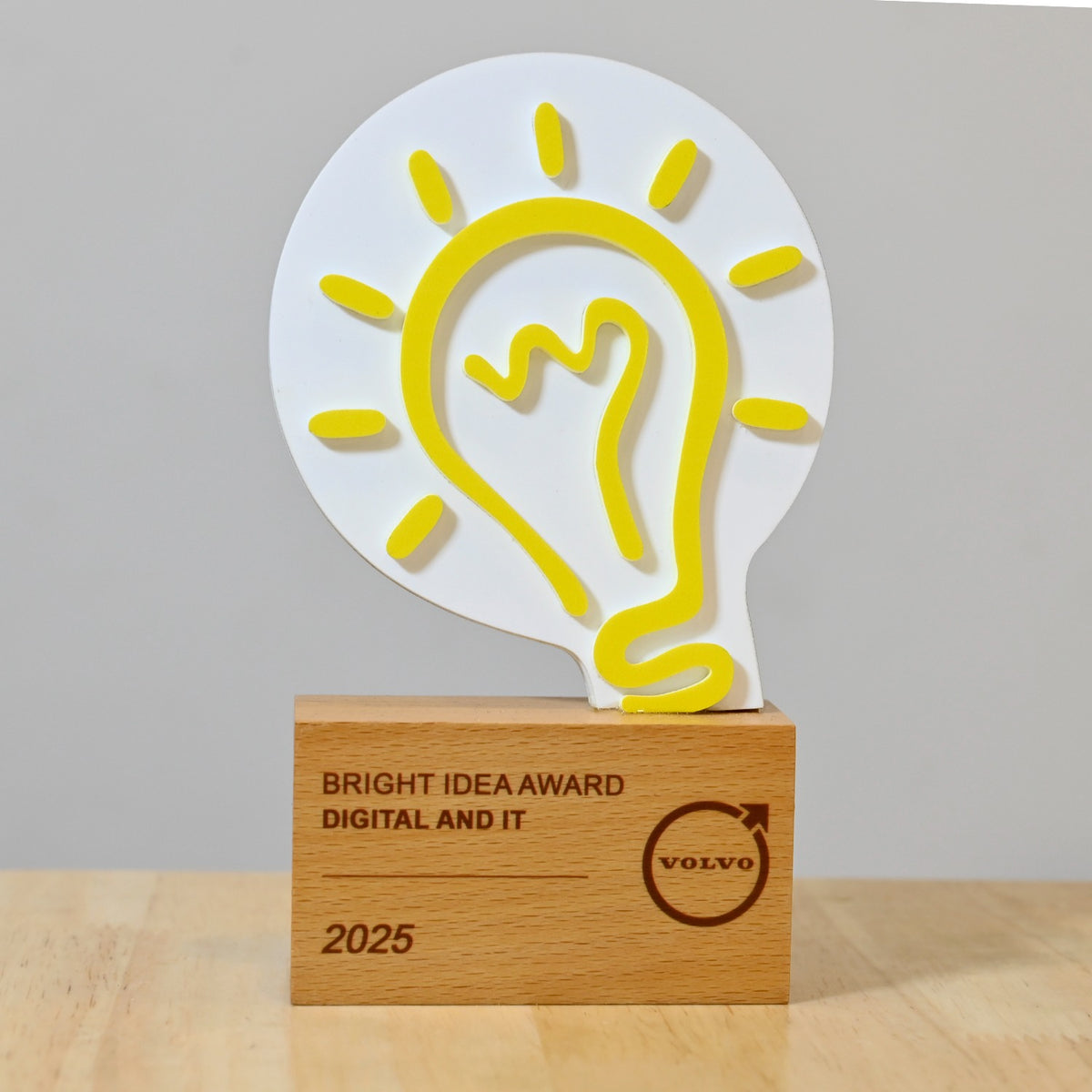 BSTM75 - Bridge Idea Award – Acrylic & Wood Innovation Trophy - Image 2