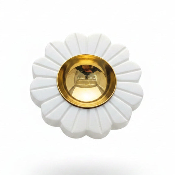CD688- White Floral Candle Holder