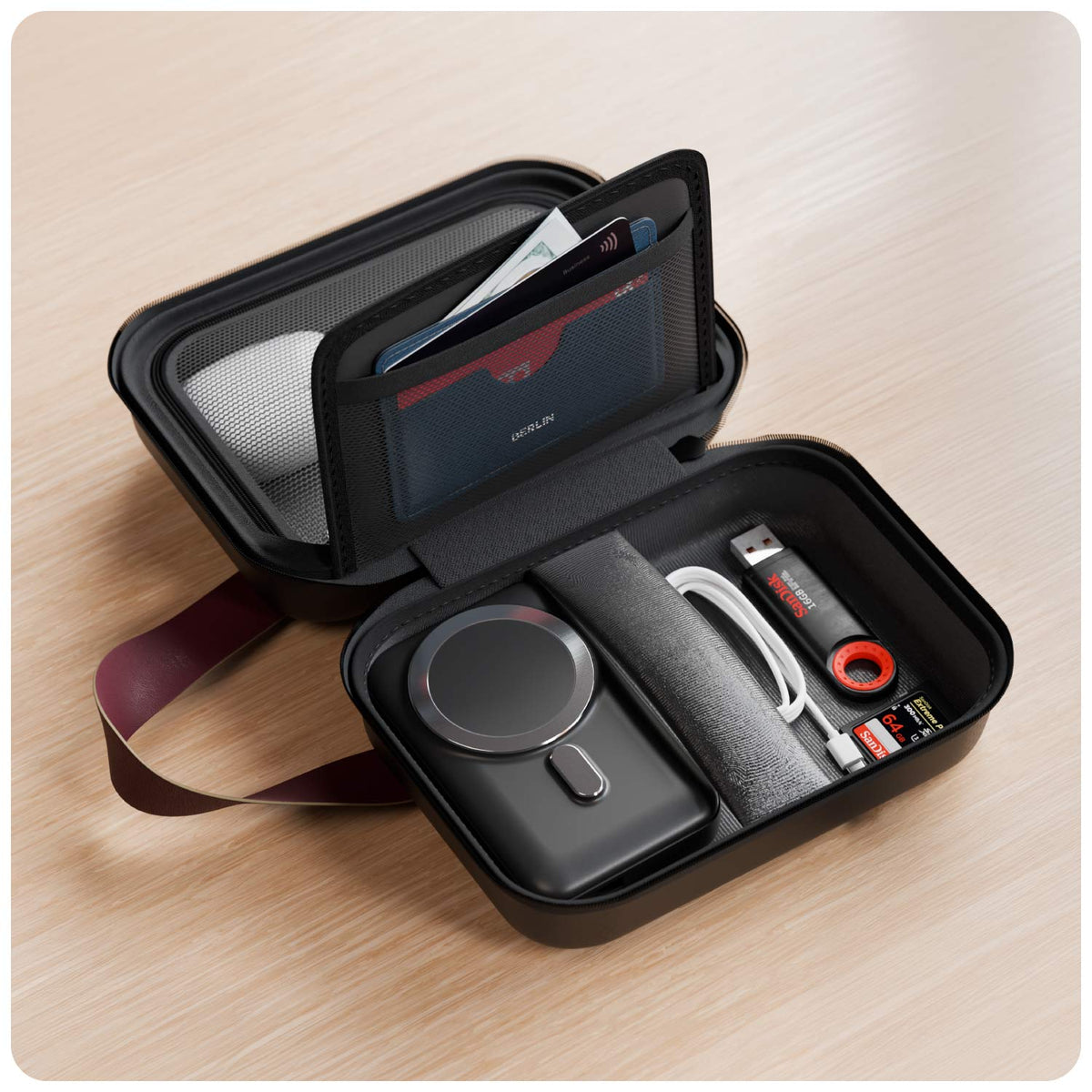 Quuincy Alpha Hard Shell Tech Pouch