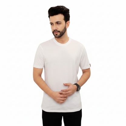BS134 - Levis BCI Cotton Round Neck T-Shirt - White