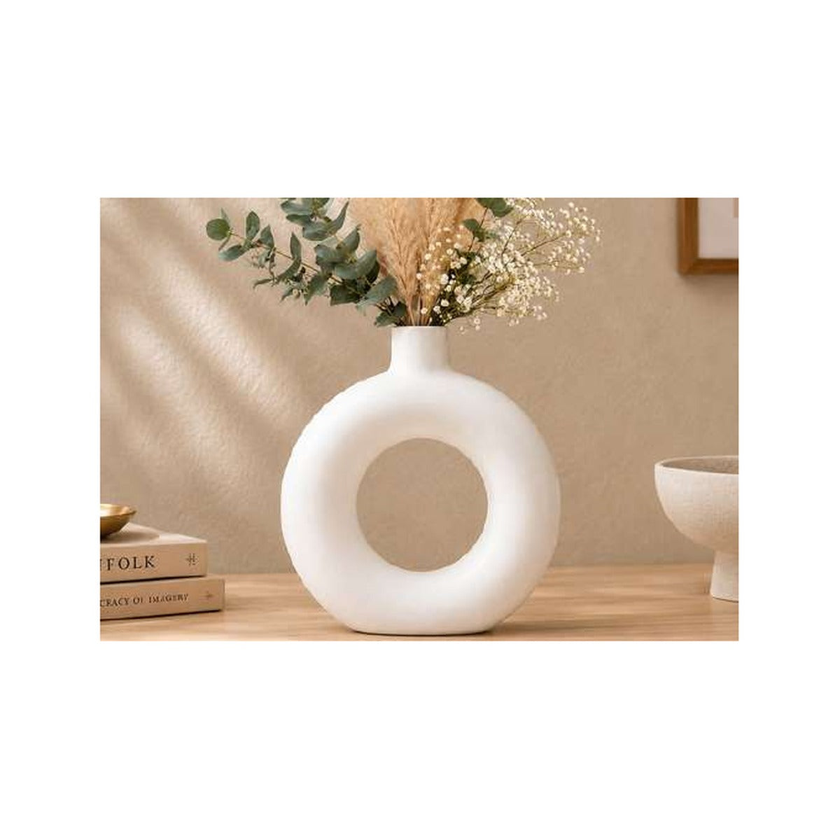 White Donut Vase